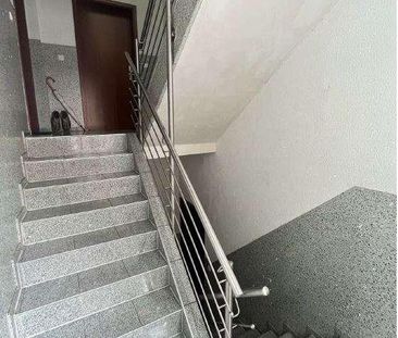 Ideal für Familien 3-Zimmer-Wohnung mit Terrasse - Photo 3