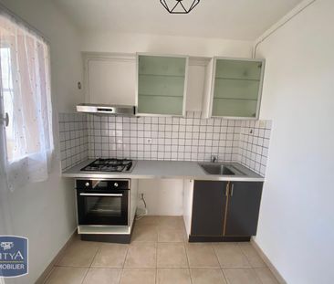 Location Appartement 2 pièces 48m² TOULON 83200 - Photo 3