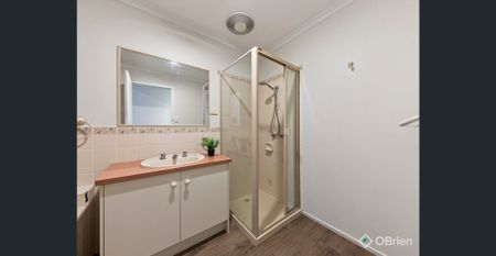 Family-Friendly Home in Quiet Timbarra Court - Photo 3