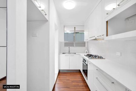 MGM MARTIN - MODERN APARTMENT WITH LOCK-UP GARAGE - Photo 4