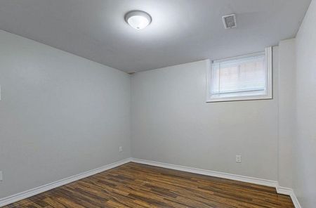 For Lease - 31 Via Guardia Road, Vaughan, Ontario - Photo 4