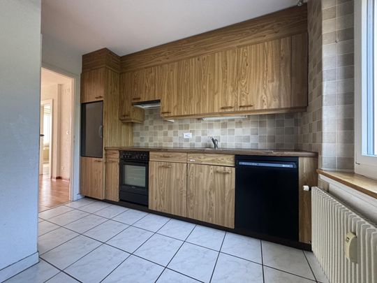 Bel appartement de 4 pièces au coeur de Tavannes - Photo 1