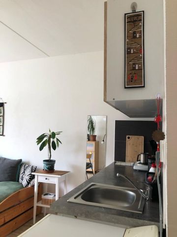 Pronájem bytu 1+kk • 19 m² bez realitkyVýchodní, Karlovy Vary - Drahovice, Karlovarský kraj - Photo 3