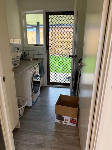 Langwarrin - Photo 3