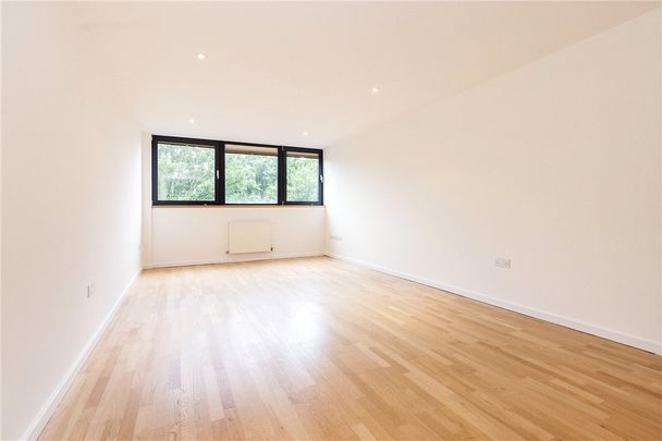 Newhams Row, London, SE1 3UT - Photo 1