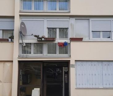 APPARTEMENT FAUX TYPE 4 LA CRESSONNIERE - Photo 4
