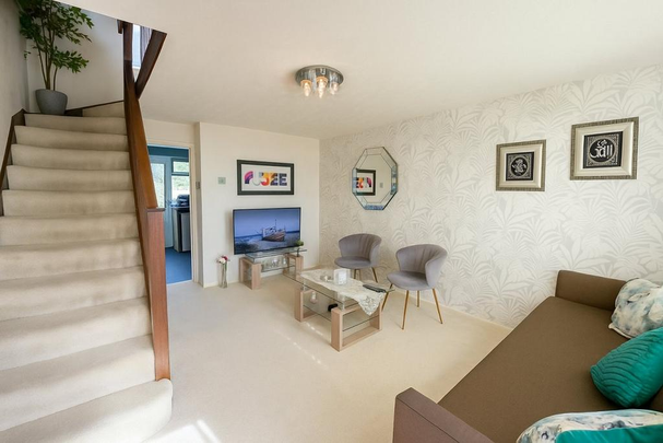 2 bedroom semi-detached house to rent - Photo 1