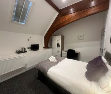 The Old County Hall - Studio 13 - Photo 3