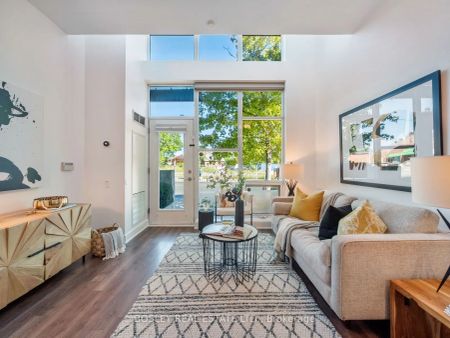 1048 Broadview Avenue #TH 1 - Photo 5