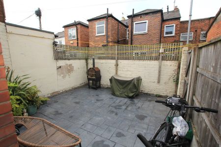 2 Bedroom End Terraced House, Chester - Photo 5