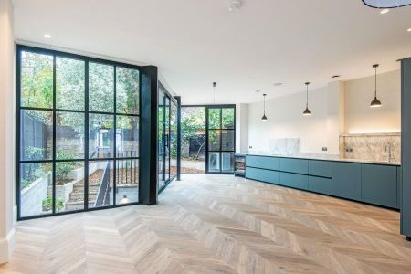 3 Bedroom Apartment To Let - Photo 3