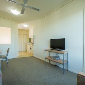 Carlton | Student Living – 550 Lygon | 1 Bedroom Twin Share - Photo 3