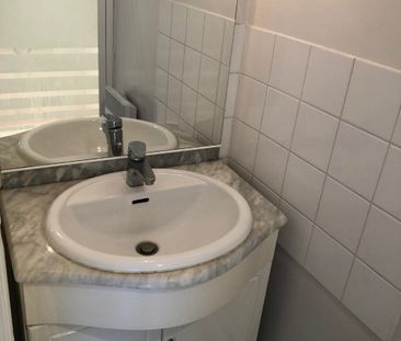 Location Appartement 1 pièce 16m² ANGOULEME 16000 - Photo 4
