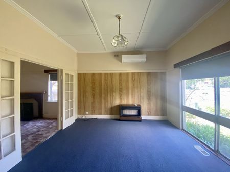 Conveniently located 2 Bedroom Home - Photo 4