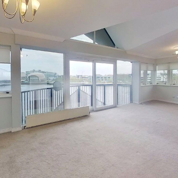 5 bedroom apartment to rent - Photo 1