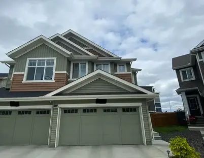 Keswick Duplex / Main Floor | Edmonton - Photo 1