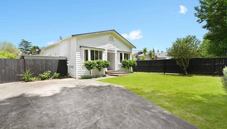 Claudelands Convenience – Four Bedrooms, Great Value - Photo 3