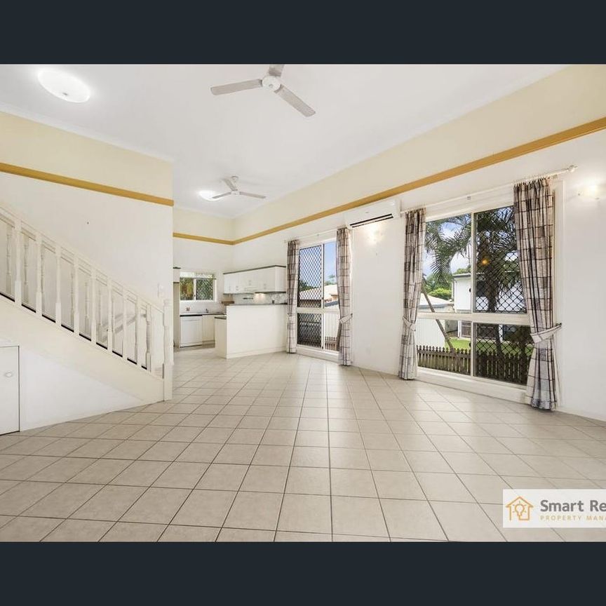 Spacious Living in a Prime Position - Photo 1