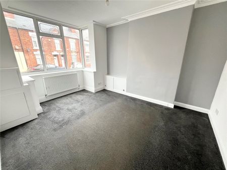 Little Hallam Lane, Ilkeston, Derbyshire, DE7 - Photo 2