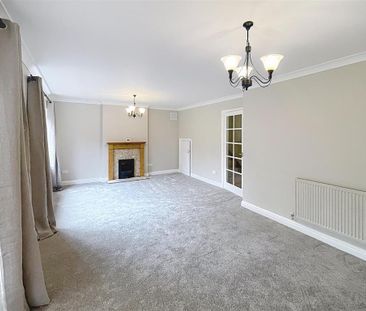 4 bedroom detached house to rent - Photo 1