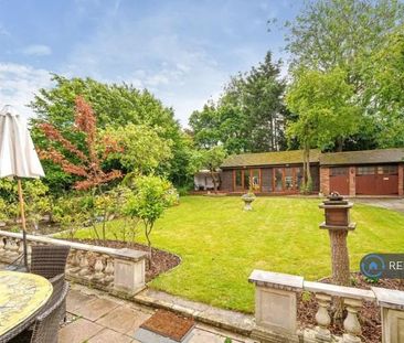 4 bedroom detached house to rent - Photo 2