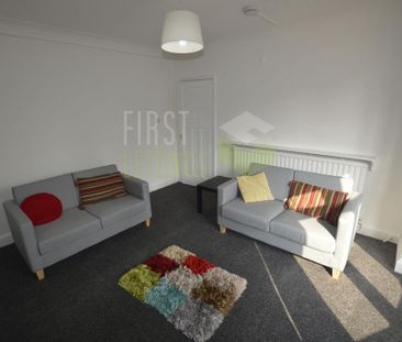 6 bedroom semi-detached house to rent - Photo 5