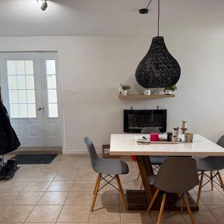 Appartement 4 1/2 sous-sol - Cession de bail - Photo 4