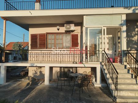 ΕΝΟΙΚΙΑΣΗ- ΚΑΤΟΙΚΙΑΣ- ΑΓΙΑ ΤΡΙΑΔΑ ΘΕΡΜΑΪΚΟΣ- ΜΟΝΟΚΑΤΟΙΚΙΑ 120 ΤΜ- ΕΠΙΠΛΩΜΕΝΗ-ΣΕ 800 TM ΟΙΚΟΠΕΔΟ-2 ΠΑΡΚΙΝΓΚ - Photo 3