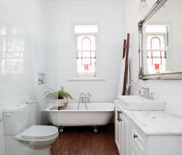 21 Tennyson Street, Seddon VIC 3011 - Photo 2