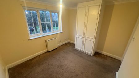 Gallows Lane, High Wycombe - Photo 2