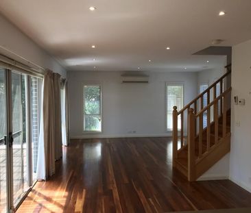 2/40 Green St, Ivanhoe VIC 3079 - Townhouse For Rent | Domain - Photo 1