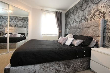 Lochranza Court, Motherwell, ML1 - Photo 3