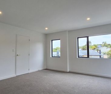 Brand new over the Shore. - Photo 6