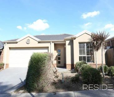 “Family-Friendly Living with Space, Comfort & Convenience!!” - Photo 1