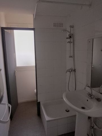 T2 - Photo 5
