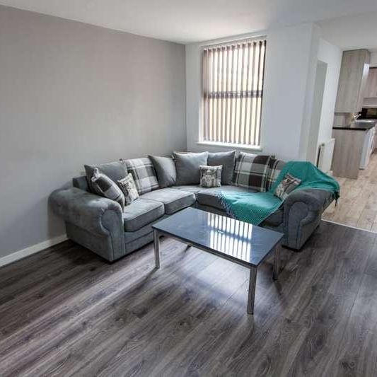 Albert Edward Road, L7 - Photo 1