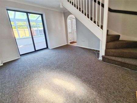 2 bedroom terraced house to rent - Photo 3