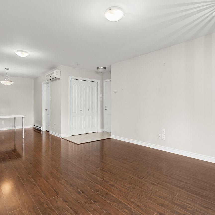 1100 Rue Émile-Bouchard, #4 - Photo 1