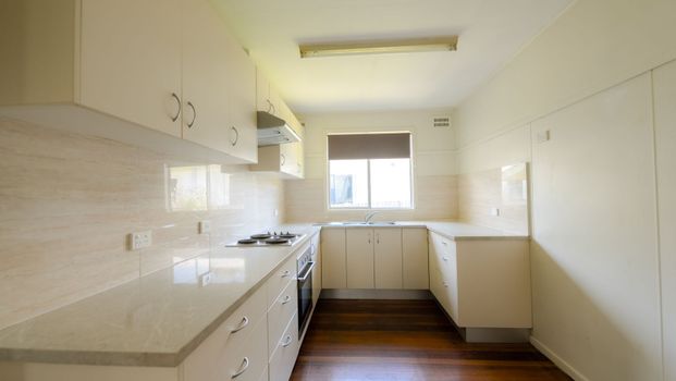 3 bedroom home in flood free South Grafton - Photo 1