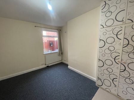 Upperton Road, LE3 0HE, Leicester - Photo 2