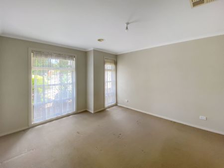 17 Aliza Avenue, California Gully - Photo 2