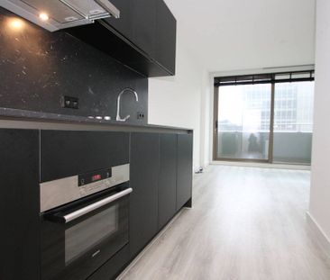 Te huur: Appartement Martinus Nijhofflaan in Delft - Photo 2