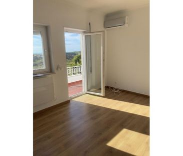 4 room luxury Semidetached House for rent in Murches, Cascais, Lisbon - Photo 3