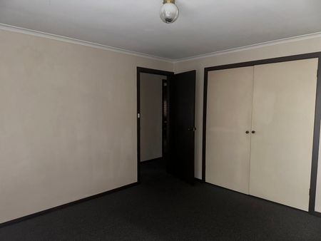 1/12 Oriel Road, Ivanhoe - Photo 3