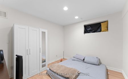 For Lease - 20 Garden Avenue Unit# BSMT, Richmond Hill, Ontario - Photo 2