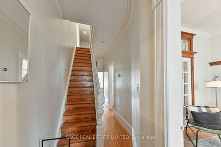 Townhouse For Lease | C8121902 - Photo 5