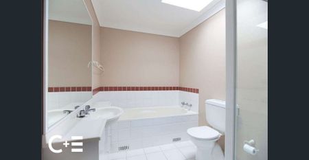 Spacious + Convenient - Photo 5