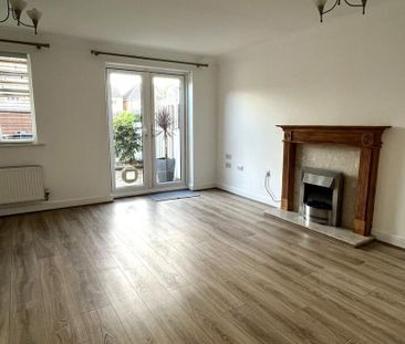 3 bedroom terraced house to rent - Photo 3