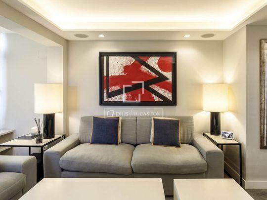Excellent 2 Bedroom apartment for rent in Hispanoamérica, Madrid - Photo 1