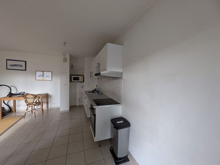 Location Appartement 2 pièces 41m² ST CYR SUR LOIRE 37540 - Photo 4